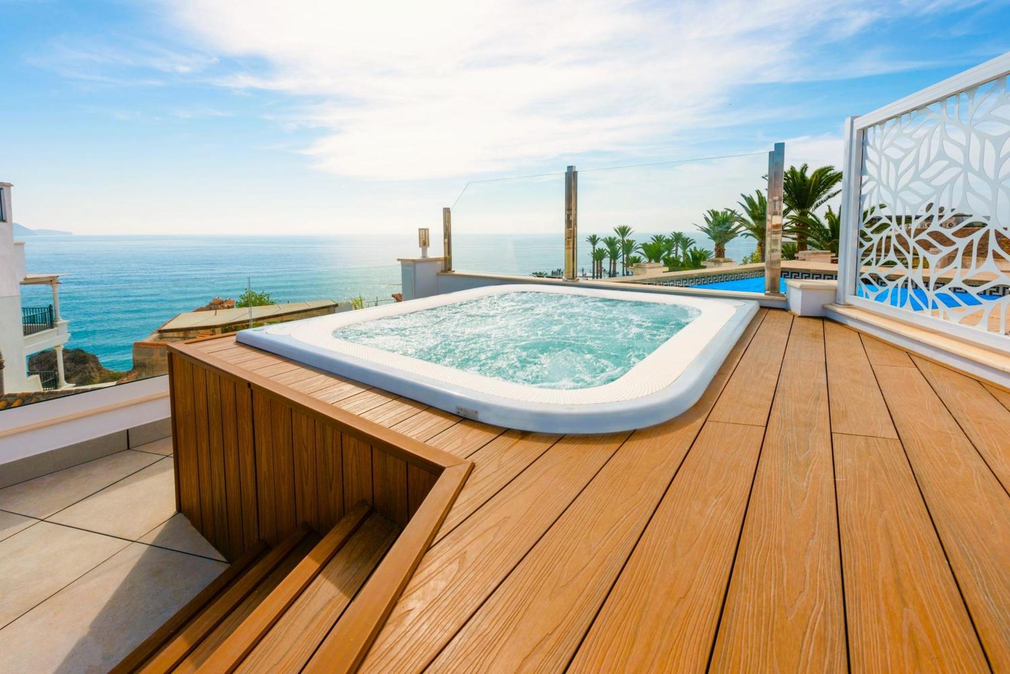Hc Calahonda Beach Nerja Exterior foto